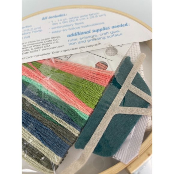 Hello Spring Crafted Garden Cross Stitch Kit "Make Good Things Grow" 6 in Plants - Picture 6 of 6